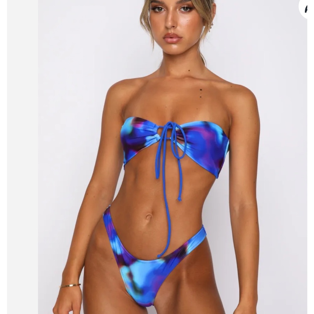 WHITE FOX BIKINI SET
